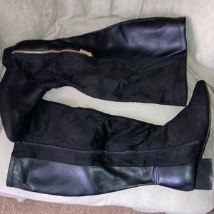 Comfortview Boots - new in package size 10 1/2 WW.